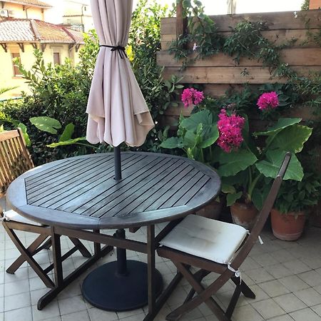 Ostia Bed And Beach Екстер'єр фото