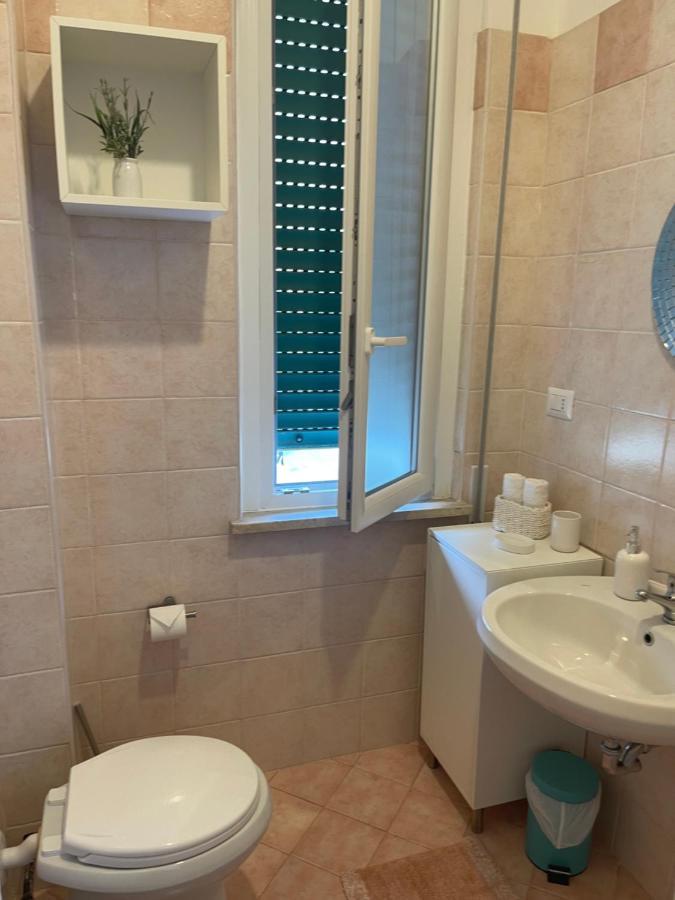 Ostia Bed And Beach Екстер'єр фото