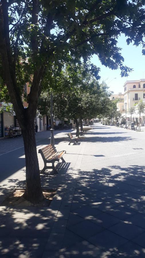 Ostia Bed And Beach Екстер'єр фото